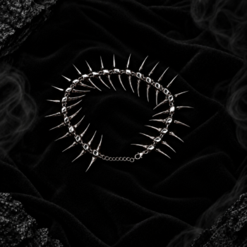 THORNVEIL Necklace